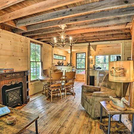 Adirondacks Cabin With Fire Pit On Otter Lake! Forestport エクステリア 写真